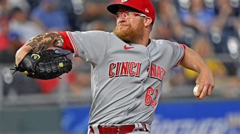 Cincinnati Reds' Sean Doolittle designated for assignment