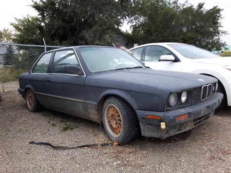 My 89' BMW 325i found in Saskatchewan : r/projectcar