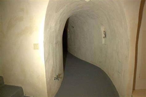 Secret tunnels hiding in real homes | loveproperty.com