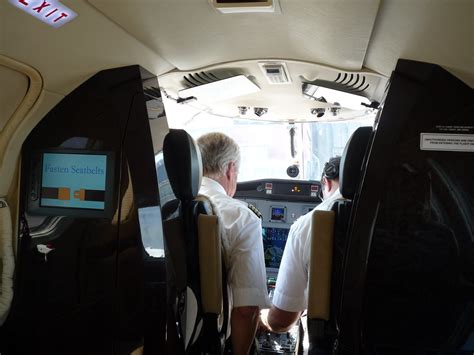 Cessna Citation CJ3 HB-VWB cockpit | NewbieRunner | Flickr