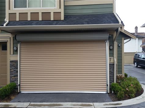 Residential Roll Up Garage Door | Garage Doors Repair