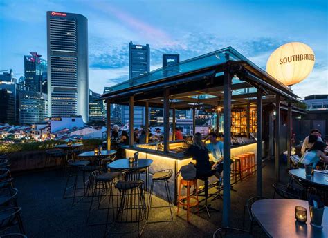 The 10 Best Rooftop Restaurants in Singapore