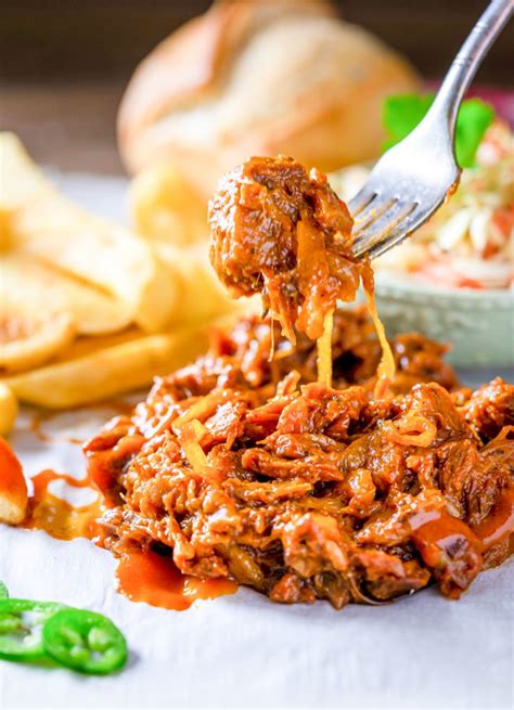 Easy Jackfruit Pulled Pork (Vegan) - Wow, It's Veggie?!