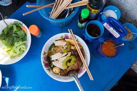 Thai Street Food Chicken Noodles at Ekkamai Soi 12