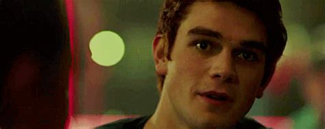 Riverdale Gif Series - archie andrews when he first sees you - Wattpad