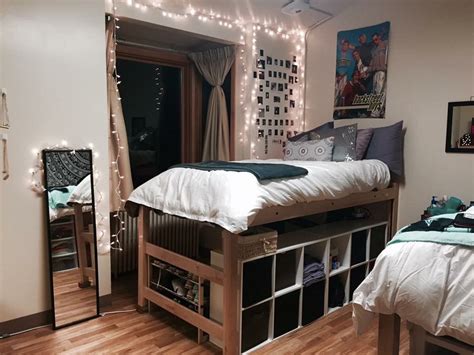 WWU Ridgeway Beta dorm fall/winter quarter | Dorm room inspiration, Under bunk bed ideas, Dorm