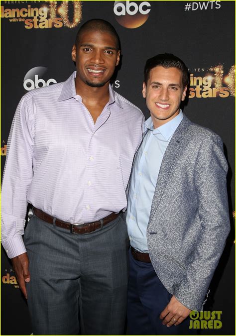 Michael Sam Gets Support from Boyfriend Vito Cammisano at 'Dancing With ...