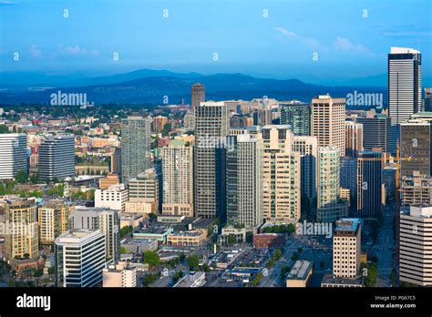 Central district seattle hi-res stock photography and images - Alamy