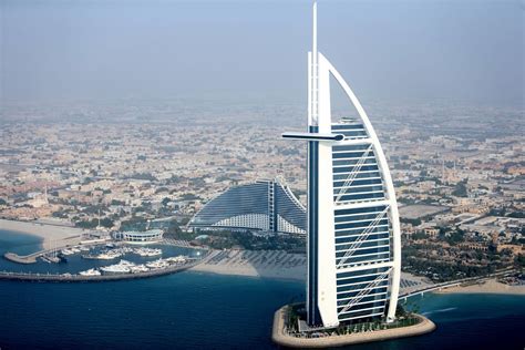 Explore The Grandeur of Burj Al Arab Dubai - Traveldigg.com