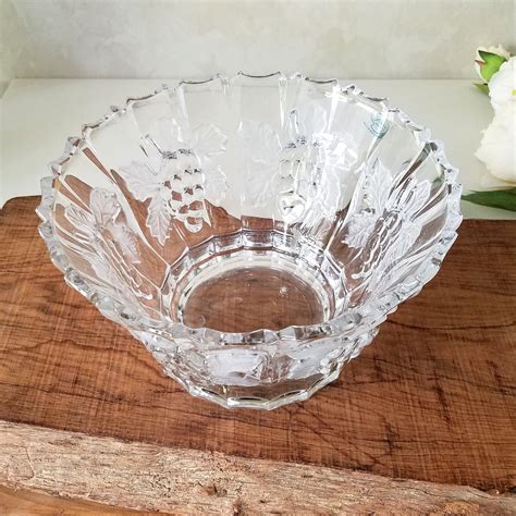 Crystal Bowl, Vintage Crystal Glass Fruit Bowl with Grape Cluster ...