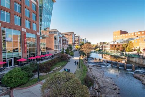 17 Things to Do in Greenville SC You'll Love!