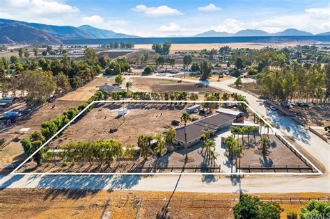 Hemet, CA Real Estate - Hemet Homes for Sale | realtor.com®