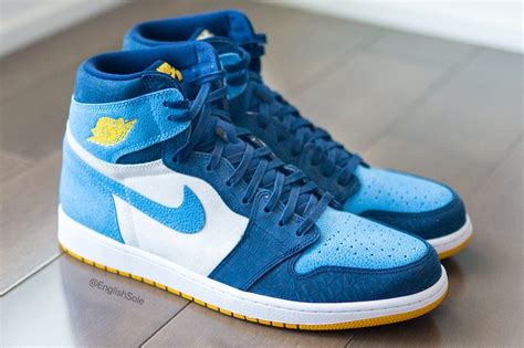 Check Out This 1-of-40 Air Jordan 1 "Marquette" PE | Hypebeast