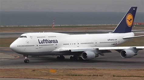 Lufthansa va zbura cu Boeing 747-400 între Frankfurt și Berlin