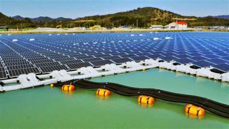 Japan Is Building The World's Largest Floating Solar Power P