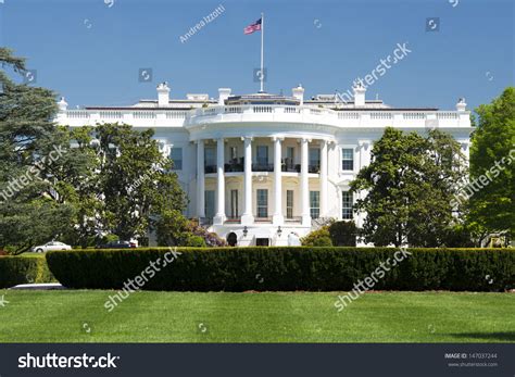 White House On Deep Blue Sky Stock Photo 147037244 | Shutterstock