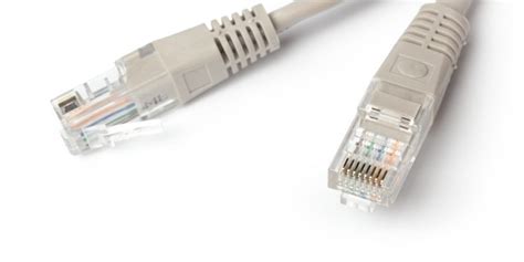 Kabel UTP (Unshielded Twisted Pair), Pengertian dan Jenisnya - FIKTI