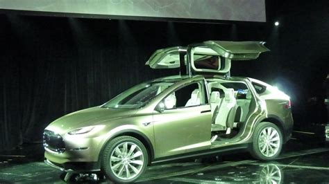 2014 Tesla Model X All-Electric Gullwing SUV: New Info, Photos