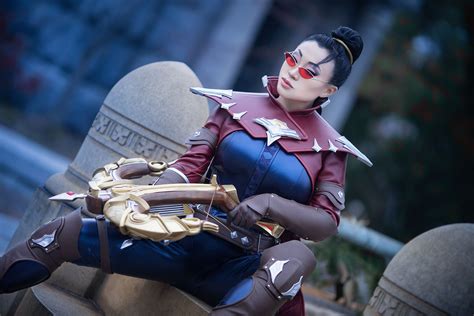 Sentinels of Light Vayne Cosplay Collaboration