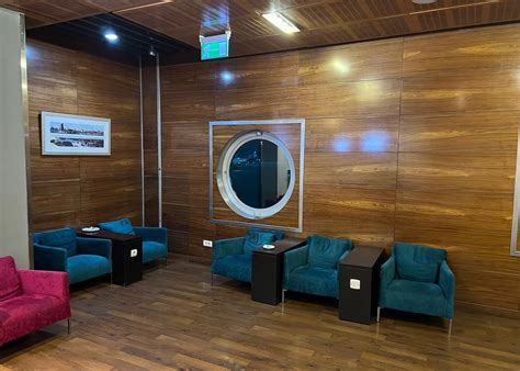 Evaluate: EgyptAir Lounge Cairo Airport (CAI)