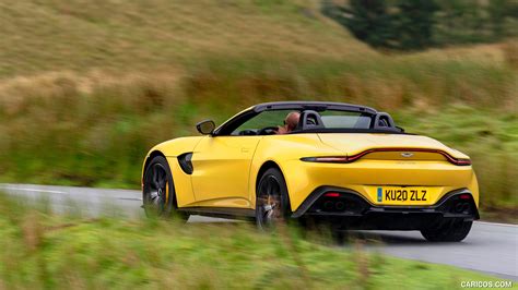 Aston Martin Vantage Roadster | 2021MY (Color: Yellow Tang) | Rear ...