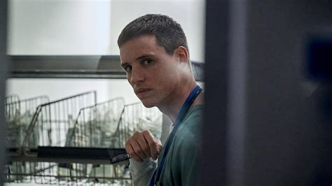 The Good Nurse Review: Eddie Redmayne Makes a Brilliant Villain in Netflix's Tense True Crime ...