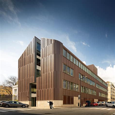 Redbridge School / ARX Portugal Arquitetos | ArchDaily