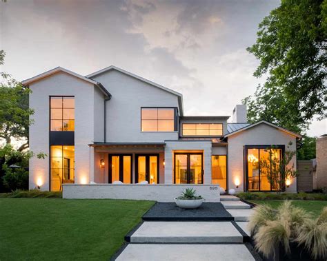 California-modern meets Texas in this absolutely gorgeous Dallas home