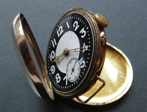 File:Trench watch 1916 gold.jpg - Wikimedia Commons