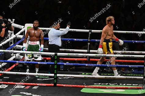 Floyd Mayweather Jr Vs Logan Paul Editorial Stock Photo - Stock Image | Shutterstock