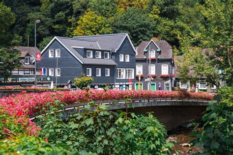 Visiting Schloss Burg Solingen Castle: Your Fairytale Solingen Guide