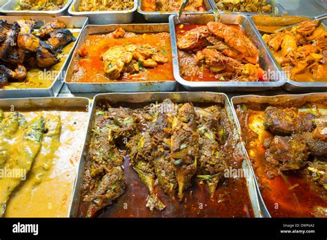 Traditional Malaysian food on sale at the night market, Kota Bharu ...