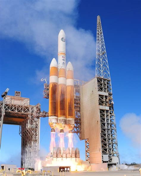 Delta IV Heavy - Wikipedia