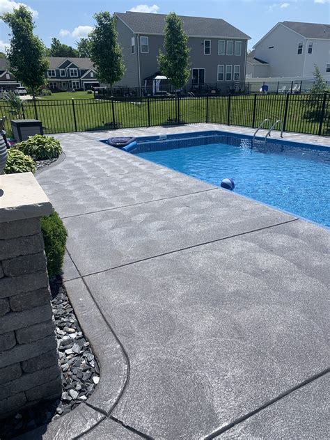 Selecting the Best Pool Concrete Deck Stain: A How-To Guide