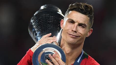 Cristiano Ronaldo, meilleur buteur UEFA de 2019 et de la décennie ...