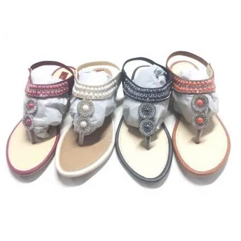 Flats Ladies Fancy Sandal at Rs 130/pair in Agra | ID: 22738826148