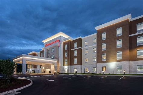 HAMPTON INN & SUITES ROCKY HILL - HARTFORD SOUTH $114 ($̶1̶3̶8̶) - Updated 2022 Prices & Hotel ...