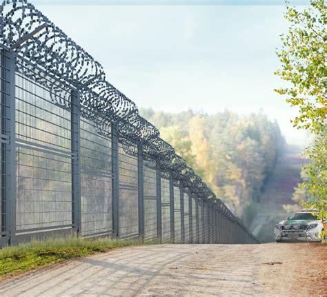 Finland starts erecting fence along Russian border | Constructor Mag