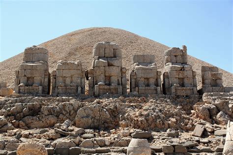 Mount Nemrut - Wikipedia, the free encyclopedia | Monument, Ancient kings, Natural landmarks