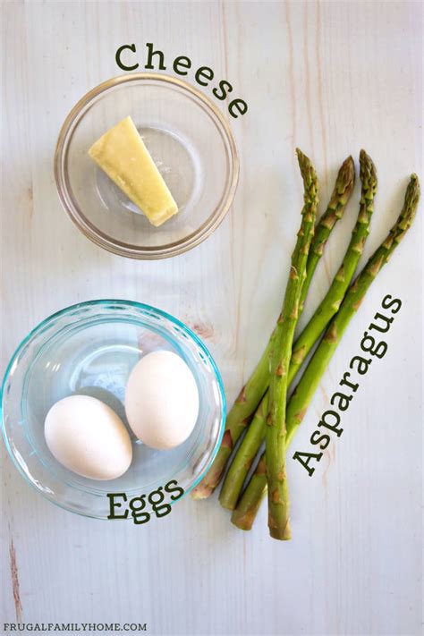 Quick and Easy Eggs and Asparagus Breakfast Skillet | Frugal Family Home