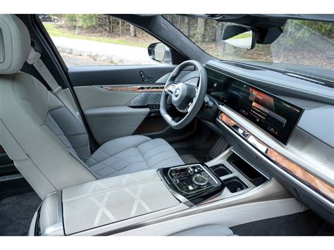 2024 BMW i7: 65 Interior Photos | U.S. News