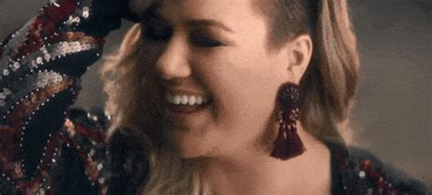 Watch Kelly Clarkson’s Empowering ‘Invincible’ Video (and Good Luck Not Singing Along)