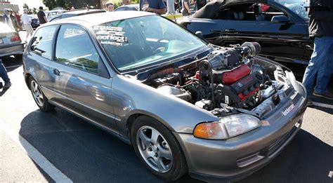 A 1992 Honda Civic with the Heart of a V6 Acura Makes For a Quarter ...