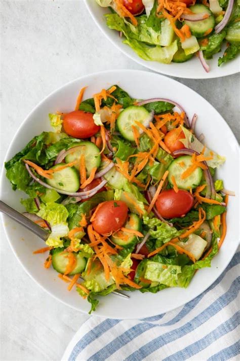 Fresh Garden Salad {Vinaigrette Dressing} - Feel Good Foodie