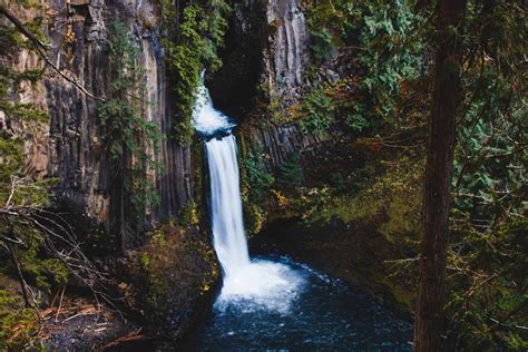 10 Waterfalls Near Klamath Falls You've Got to See!