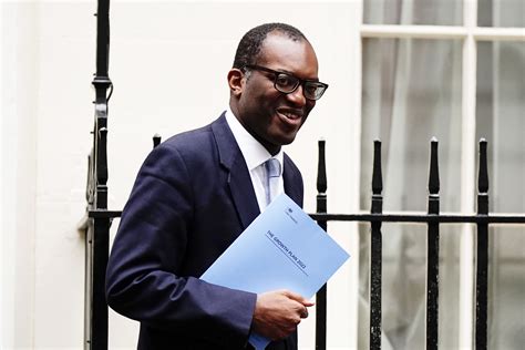 Allies defend Kwarteng over Champagne reception following mini-budget ...