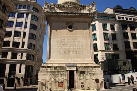 The Monument - Walk London Sightseeing Tour