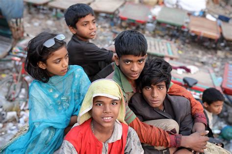 Bangladesh, street children at Sadarghat in Dhaka