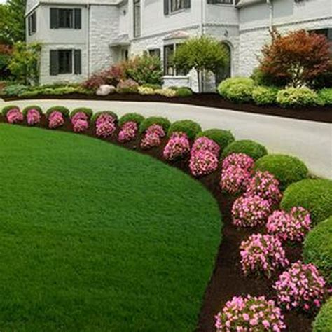 20+ Marvelous Front Yard Landscaping Design Ideas That Look Cool | Front yard landscaping design ...