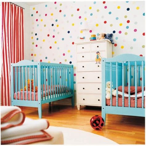 25 Amazing Polka Dot Interior Walls